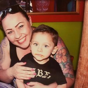 Meet your Posher, Sandy